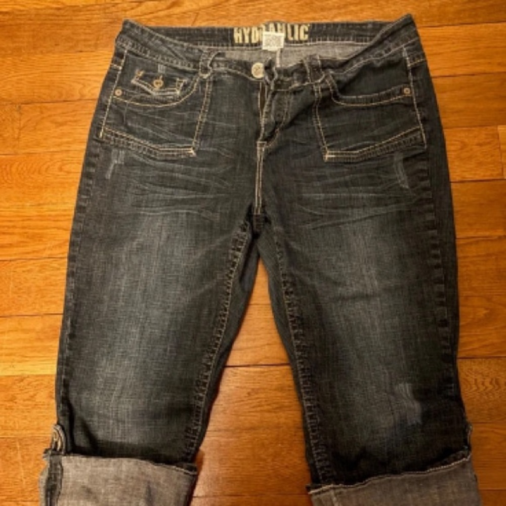 Women's Dark Wash Capri Jeans - Dark Blue